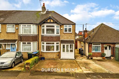 undefined, Oakwood Hill, Loughton, IG10