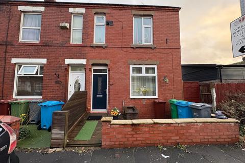 3 bedroom end of terrace house for sale, Abbey Hey Lane, Gorton