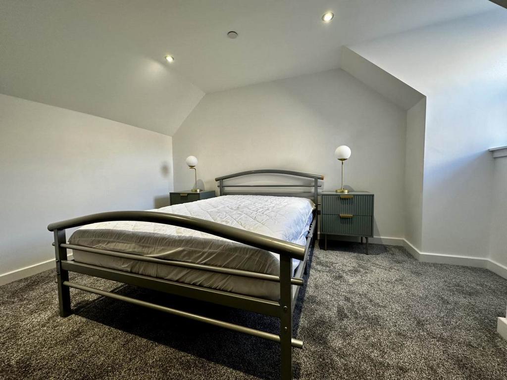 Bedroom 94