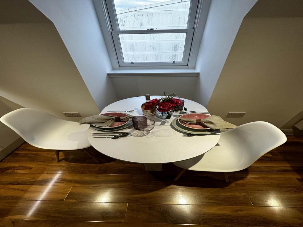 Come dine with me