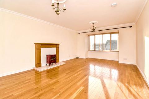 undefined, Glenalva Court, Kilsyth, G65