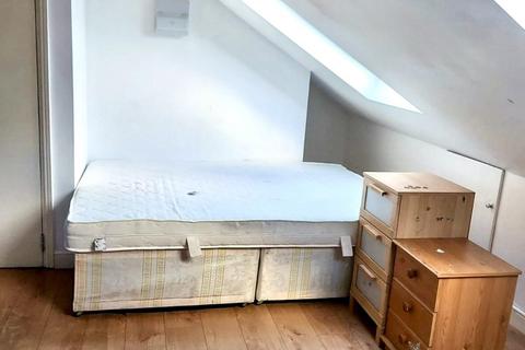 undefined, Oakdale Road, London  N4
