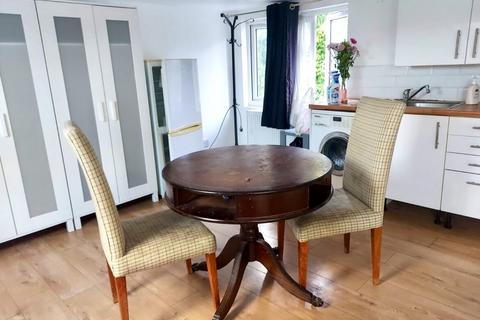 undefined, Oakdale Road, London  N4