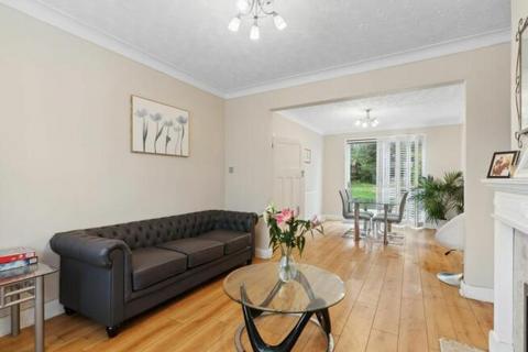 undefined, Hilbert Road, Cheam,