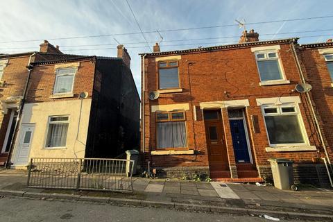2 bedroom terraced house to rent, Turner Street, Stoke-On-Trent ST1