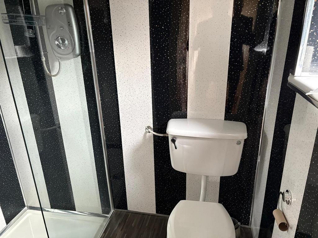 Shower room.jpeg