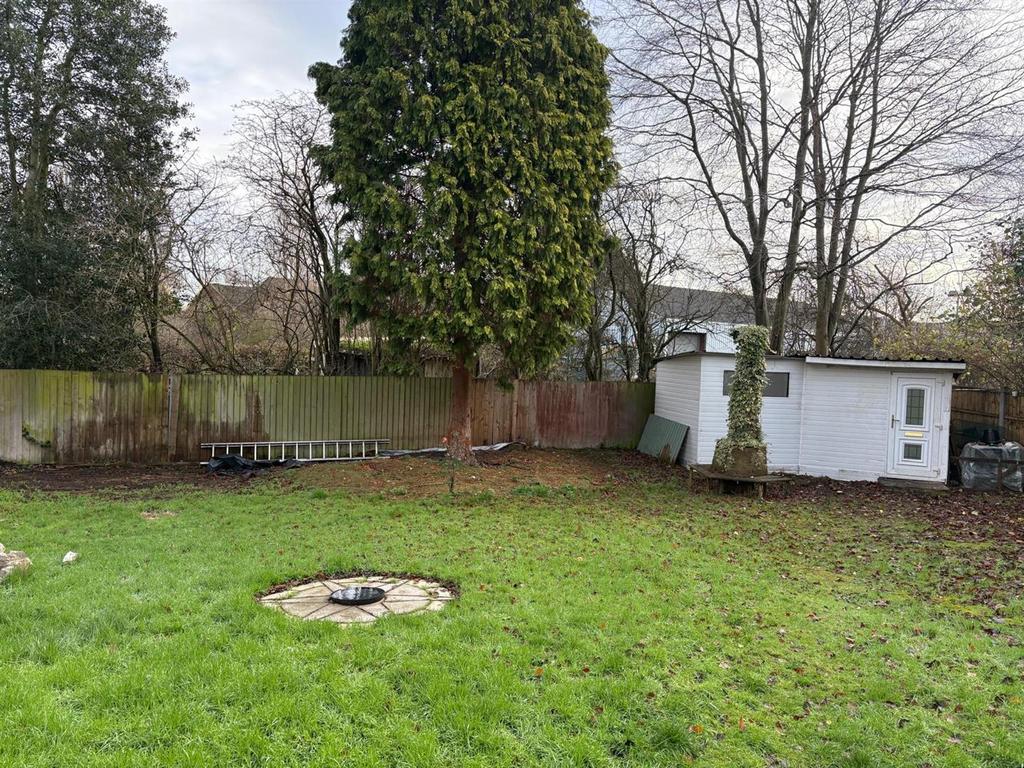 Rear garden.jpeg