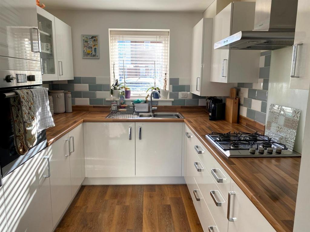 Kitchen.jpg