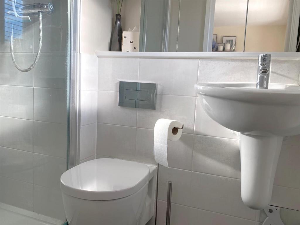 Ensuite.jpg
