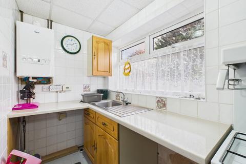 3 bedroom end of terrace house for sale, Greenwood Avenue, Hull,  HU6 9NA