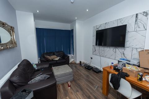 undefined, Headingley Avenue, Leeds LS6