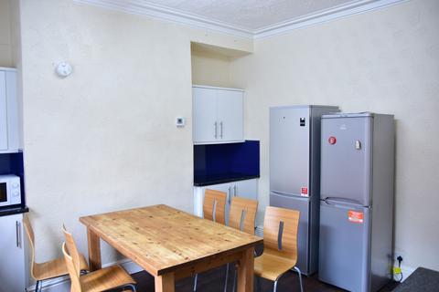 undefined, Delph Mount, Leeds LS6