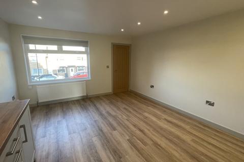 1 bedroom terraced house to rent, Markenfield Road, Harrogate, North Yorkshire, HG3