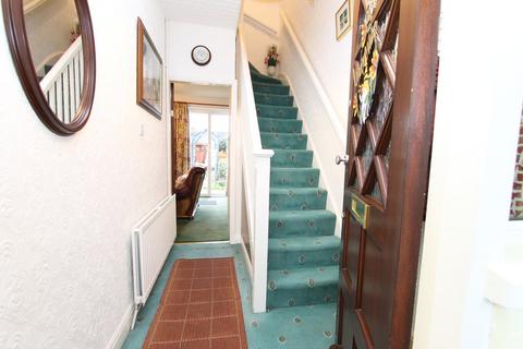 3 bedroom terraced house for sale, The Foxholes, Kidderminster, DY10