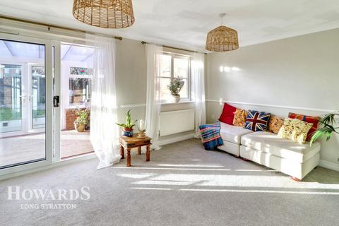 3 bedroom detached house for sale, Cranes Meadow, Harleston
