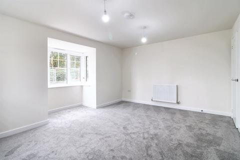 undefined, Cutler Avenue, Gedling, Nottingham, NG4 4QT