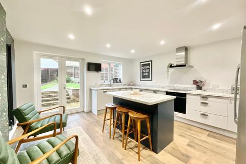 5 bedroom detached house for sale, Cressey Close, Stone, ST15