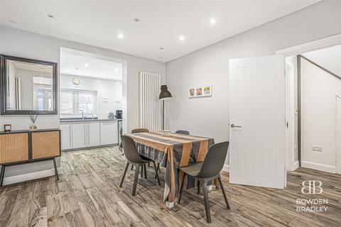 undefined, Ardwell Avenue, Barkingside