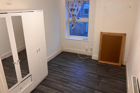undefined, 3/4 Bed – Terraced House – Norman Street, Leicester, LE3 0BB. £1075 PCM