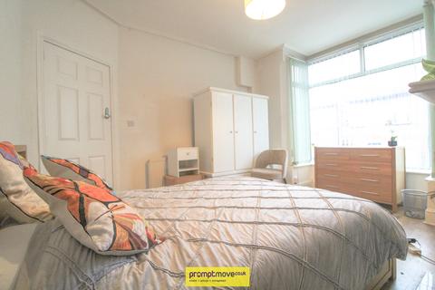 undefined, 5 Russell Street Luton LU1 5EA