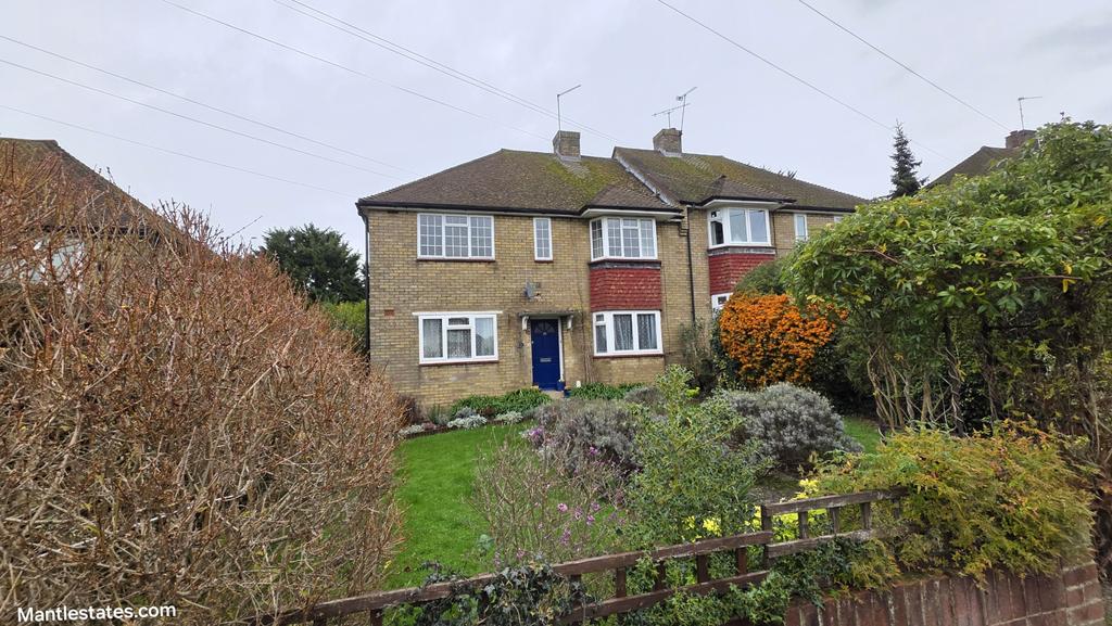 2 bed maisonette for sale Grove Road, Cockfosters