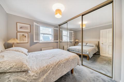 undefined, Heralds Place, London SE11