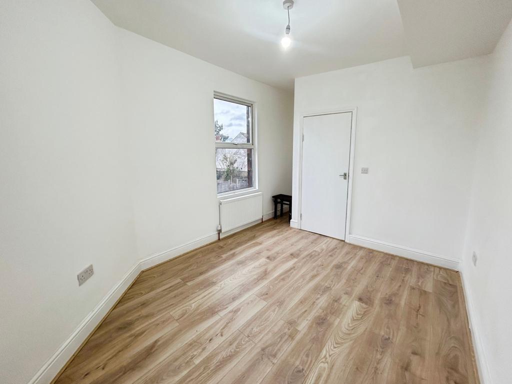 Bedroom 1.2