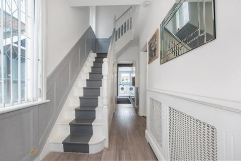 undefined, Woolwich Road, Belvedere, DA17