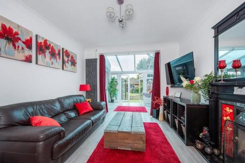 undefined, Woolwich Road, Belvedere, DA17