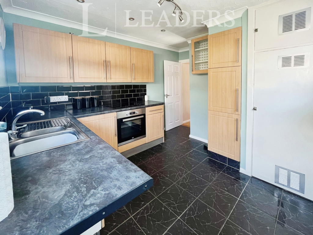 Kitchen 2