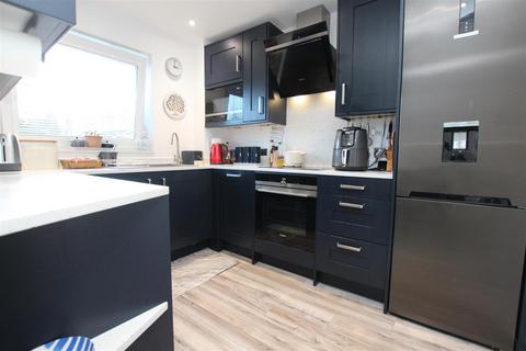 undefined, Birch Grove, Eastleigh