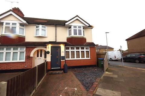 undefined, Moss Road, Watford WD25