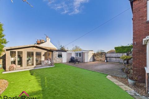 3 bedroom house for sale, Low Street, South Milford, Leeds