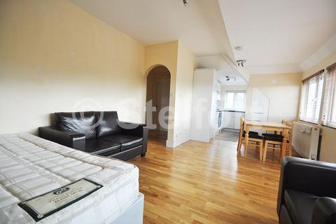undefined, The Ridgeway, London, NW11