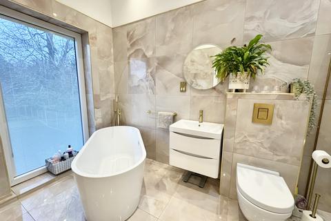 4 bedroom detached house for sale, Longmeade Gardens, Wilmslow, SK9