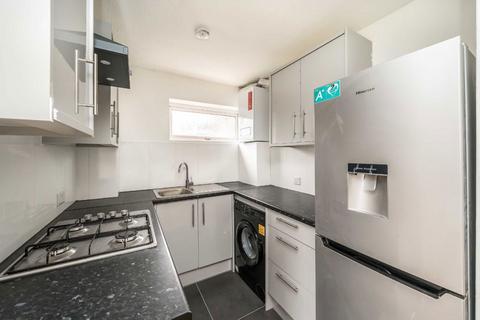 undefined, Crusoe Road, Mitcham CR4