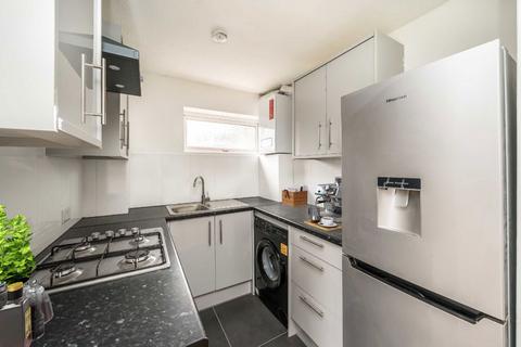 undefined, Crusoe Road, Mitcham CR4