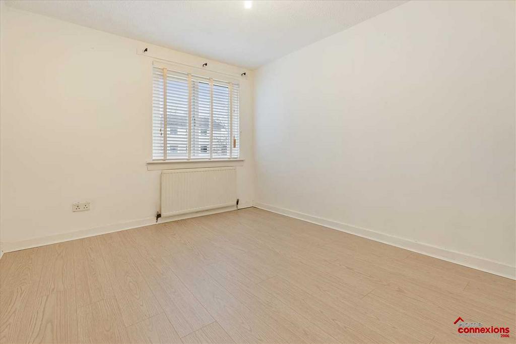 Bedroom Two (2)