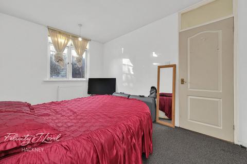 undefined, Chisledon Walk, London E9