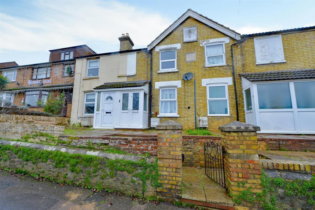 New Road, Ditton4.jpg