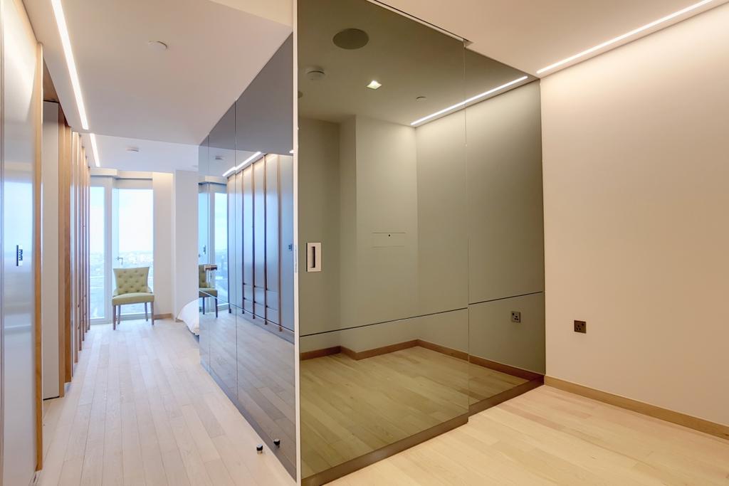 12 Dressing Room 5