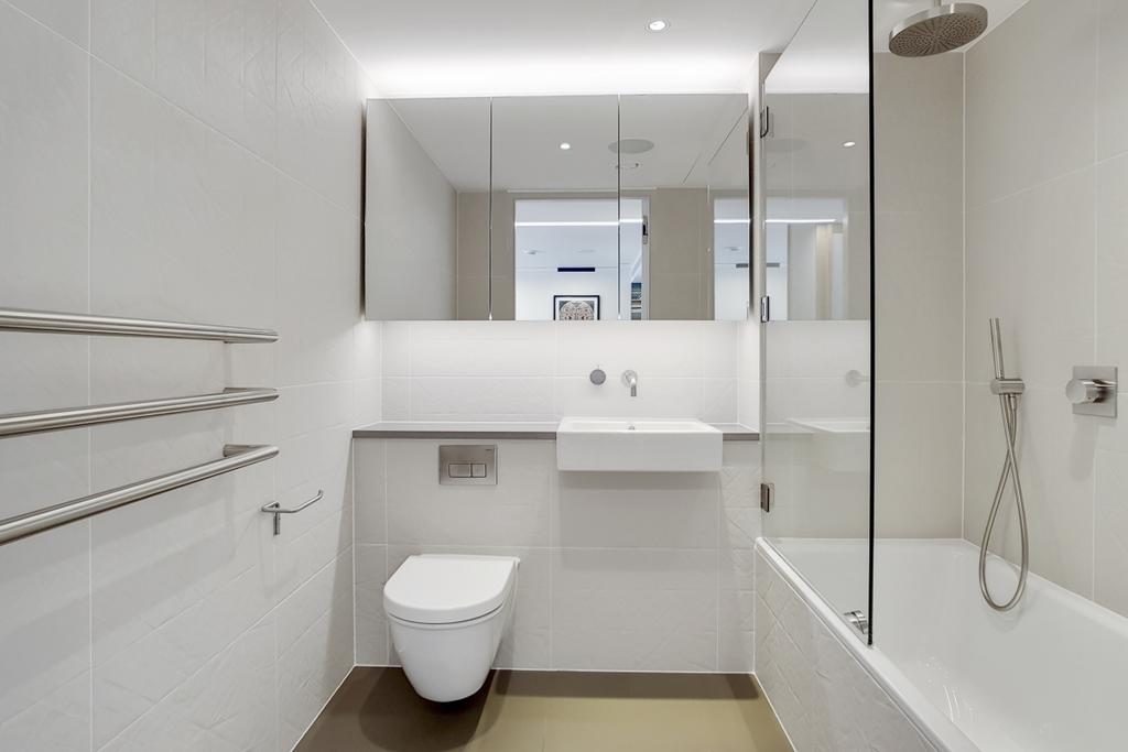 13 Bathroom 6