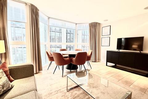 2 bedroom flat to rent, London W8