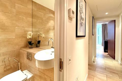 2 bedroom flat to rent, London W8