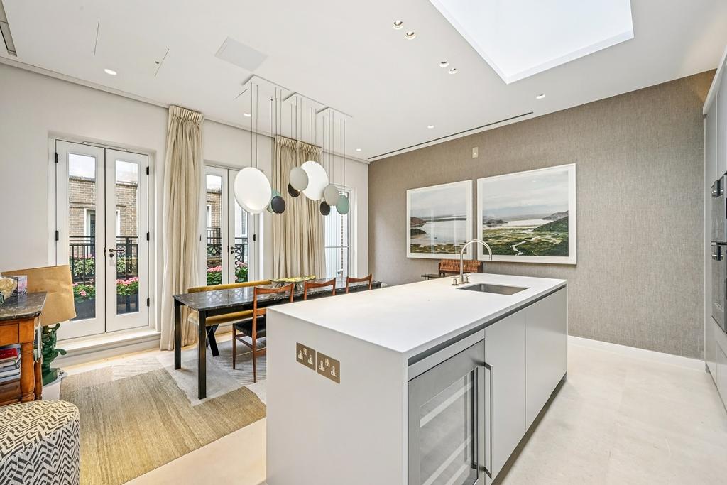 Mews House 2, 7 C...