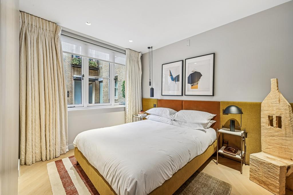 Mews House 2, 7 C...