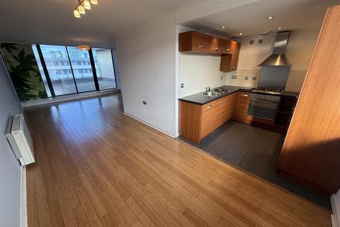 2 bedroom apartment to rent, Rea Place, Birmingham, B12 0NP