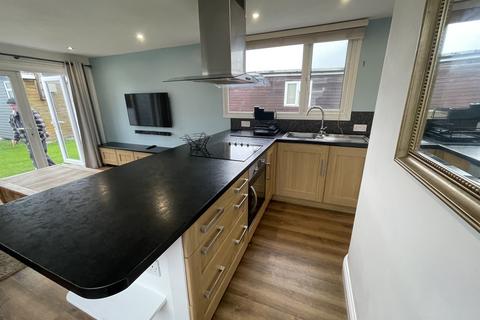 1 bedroom chalet for sale, Marine Parade, Sheerness ME12