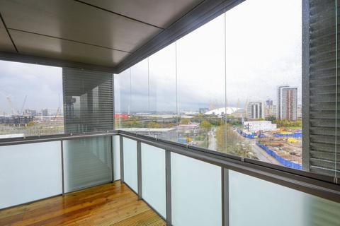 undefined, New Village Avenue, Poplar, London, E14