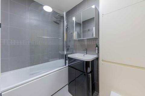 undefined, Heath Street, London NW3